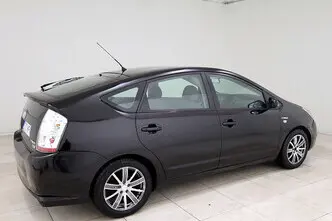 Toyota Prius, 1.5, 57 kW, гибрид б+э, автомат, передний привод