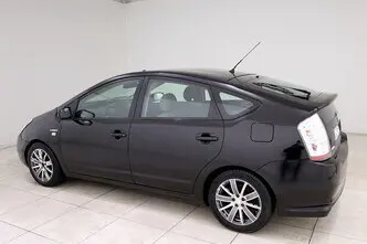 Toyota Prius, 1.5, 57 kW, гибрид б+э, автомат, передний привод