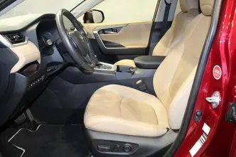 Toyota RAV4, 2.5, 131 kW, гибрид б+э, автомат, передний привод