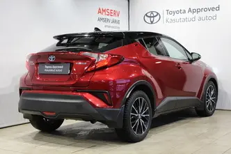 Toyota C-HR, 1.8, 72 kW, гибрид б+э, автомат, передний привод