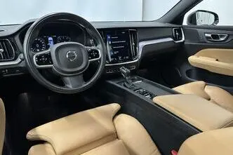 Volvo V60, 2.0, 140 kW, бензин, автомат, передний привод