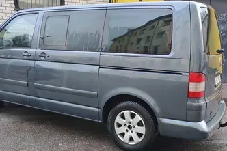 Volkswagen Multivan, 2.5, 128 kW, diesel, manual, four-wheel drive