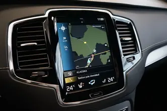 Volvo XC90, 2.0, 173 kW, гибрид д+э, автомат, полный привод