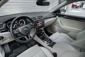 Škoda Superb, 2.0, 140 kW, дизель, автомат, передний привод