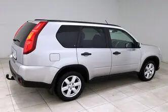 Nissan X-Trail, 2.0, 110 kW, diesel, automatic, four-wheel drive