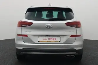 Hyundai Tucson, 1.6, 100 kW, дизель, автомат, передний привод