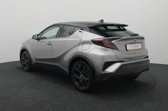 Toyota C-HR, 1.8, 72 kW, гибрид б+э, автомат, передний привод