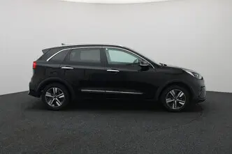 Kia Niro, 1.6, 77 kW, подключаемый гибрид б+э, автомат, передний привод