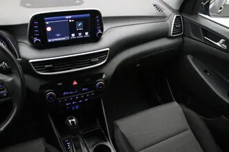 Hyundai Tucson, 1.6, 100 kW, дизель, автомат, передний привод