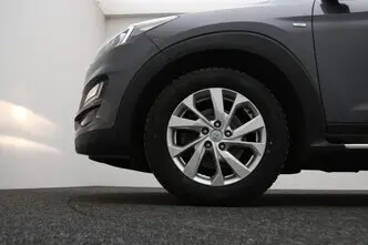 Hyundai Tucson, 1.6, 100 kW, дизель, автомат, передний привод