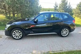 BMW X1, 2.0, 105 kW, дизель, механическая, передний привод