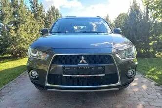 Mitsubishi Outlander, 2.2, 115 kW, дизель, автомат, полный привод