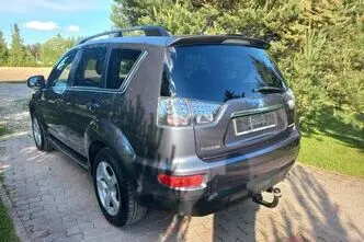 Mitsubishi Outlander, 2.2, 115 kW, дизель, автомат, полный привод