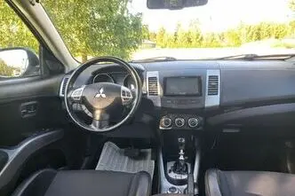 Mitsubishi Outlander, 2.2, 115 kW, дизель, автомат, полный привод