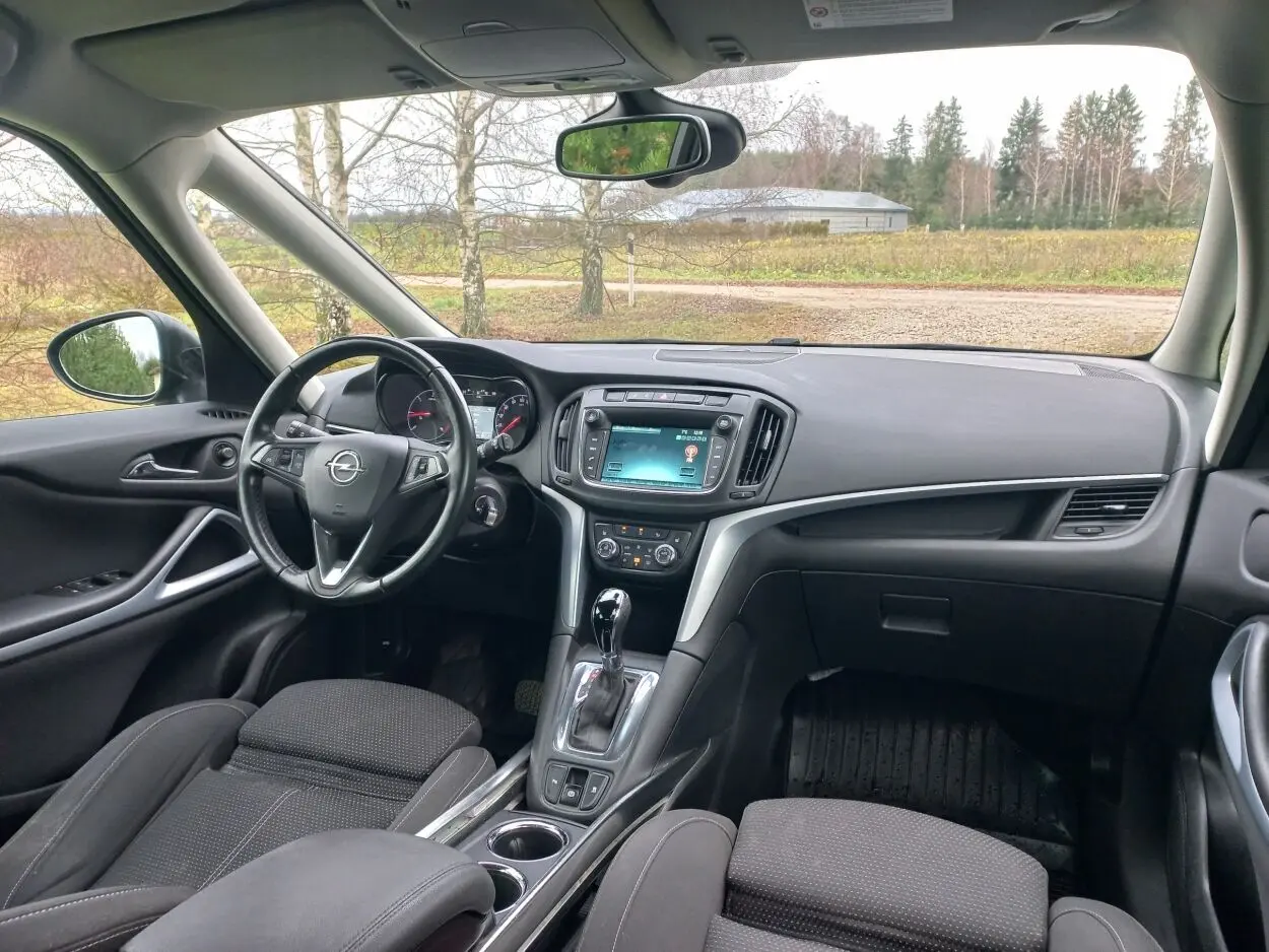 Opel Zafira, 2.0, 96 kW, дизель, автомат, передний привод