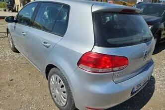 Volkswagen Golf, 1.6, 75 kW, бензин, механическая, передний привод