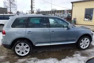 Volkswagen Touareg, 5.0, 230 kW, дизель, автомат, полный привод