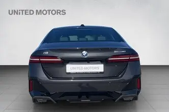 BMW i5, 250 kW, electric, automatic, rear-wheel drive