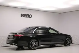 Mercedes-Benz S 580, 4.0, 370 kW, гибрид б+э, автомат, полный привод