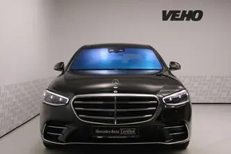 Mercedes-Benz S 580, 4.0, 370 kW, гибрид б+э, автомат, полный привод