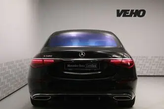 Mercedes-Benz S 580, 4.0, 370 kW, гибрид б+э, автомат, полный привод