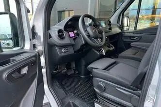 Mercedes-Benz Sprinter, 2.0, 140 kW, дизель, автомат, задний привод