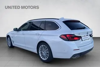 BMW 530, 215 kW, бензин, автомат, полный привод