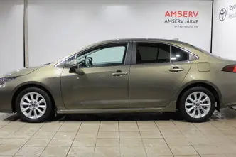 Toyota Corolla, 1.5, 92 kW, petrol, automatic, front-wheel drive