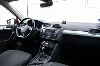 Volkswagen Tiguan, 1.0, 110 kW, бензин, автомат, передний привод