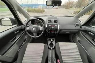 Suzuki SX4, 1.6, 88 kW, бензин, механическая, полный привод