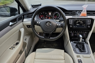 Volkswagen Passat, 1.6, 88 kW, diesel, automatic, front-wheel drive