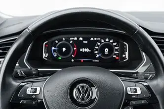 Volkswagen Tiguan, 2.0, 110 kW, дизель, автомат, полный привод