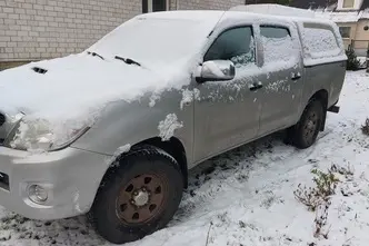 Toyota Hilux, 2.5, 106 kW, дизель, механическая, полный привод