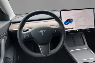 Tesla Model 3, 153 kW, электричество, автомат, полный привод