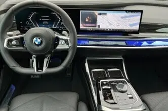 BMW 740, 220 kW, дизель, автомат, полный привод