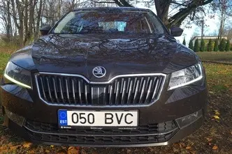 Škoda Superb, 1.8, 132 kW, бензин, механическая, передний привод