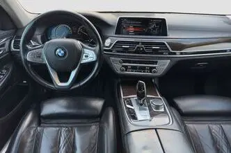 BMW 730, 3.0, 195 kW, дизель, автомат, полный привод