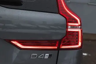 Volvo XC60, 2.0, 140 kW, бензин, автомат, полный привод