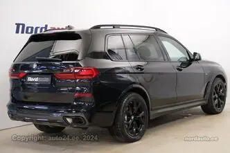 BMW X7, 3.0, 250 kW, гибрид д+э, автомат, полный привод