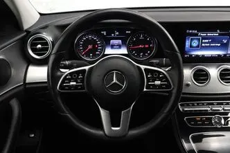 Mercedes-Benz E 220, 2.0, 143 kW, diesel, automatic, four-wheel drive