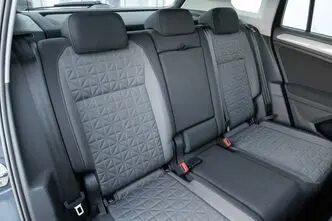 Volkswagen Tiguan, 2.0, 110 kW, бензин, автомат, передний привод