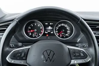 Volkswagen Tiguan, 2.0, 110 kW, бензин, автомат, передний привод