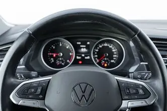 Volkswagen Tiguan, 2.0, 110 kW, дизель, механическая