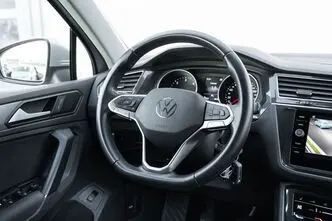 Volkswagen Tiguan, 2.0, 110 kW, дизель, механическая