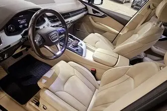 Audi Q7, 3.0, 210 kW, гибрид д+э, автомат, полный привод