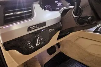 Audi Q7, 3.0, 210 kW, гибрид д+э, автомат, полный привод