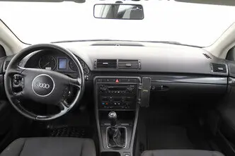 Audi A4, 2.5, 120 kW, дизель, механическая, передний привод