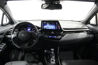 Toyota C-HR, 1.8, 72 kW, гибрид б+э, автомат, передний привод