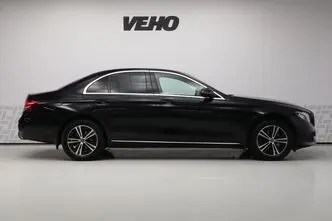 Mercedes-Benz E 220, 2.0, 143 kW, diesel, automatic, four-wheel drive