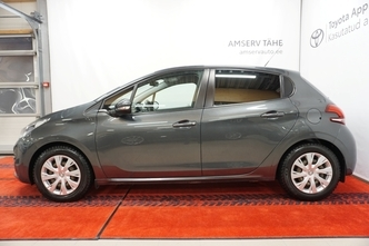 Peugeot 208, 1.2, 60 kW, бензин, механическая, передний привод